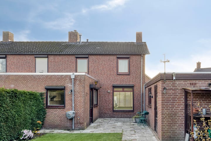Photo 36 of Nassaustraat 26