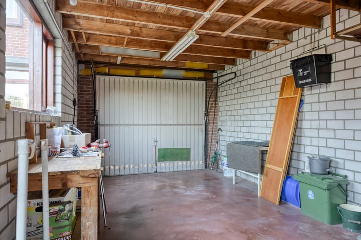 Photo 38 of Nassaustraat 26