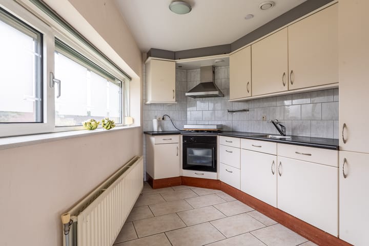 Photo 8 of Erik Pinksterblomstraat 34