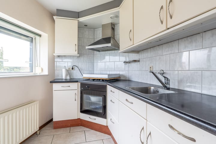 Photo 10 of Erik Pinksterblomstraat 34