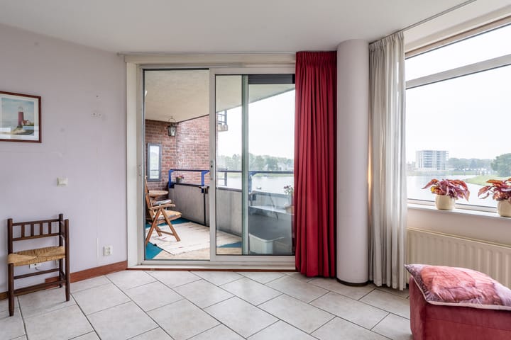 Photo 14 of Erik Pinksterblomstraat 34