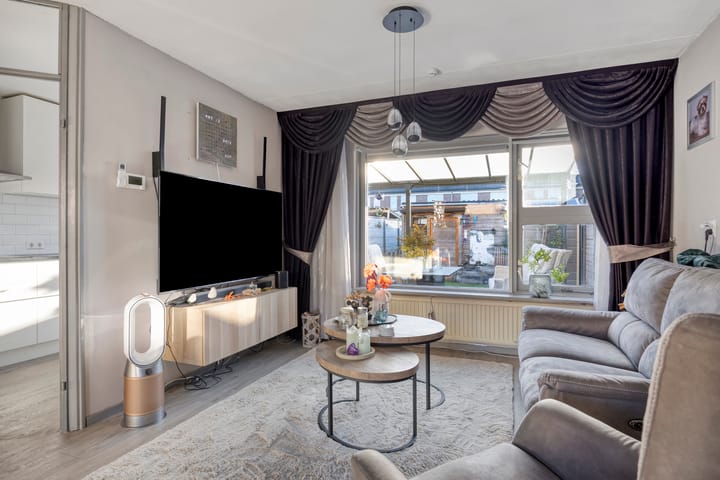 Photo 8 of Ornament 9