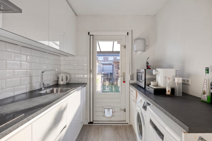 Photo 15 of Ornament 9