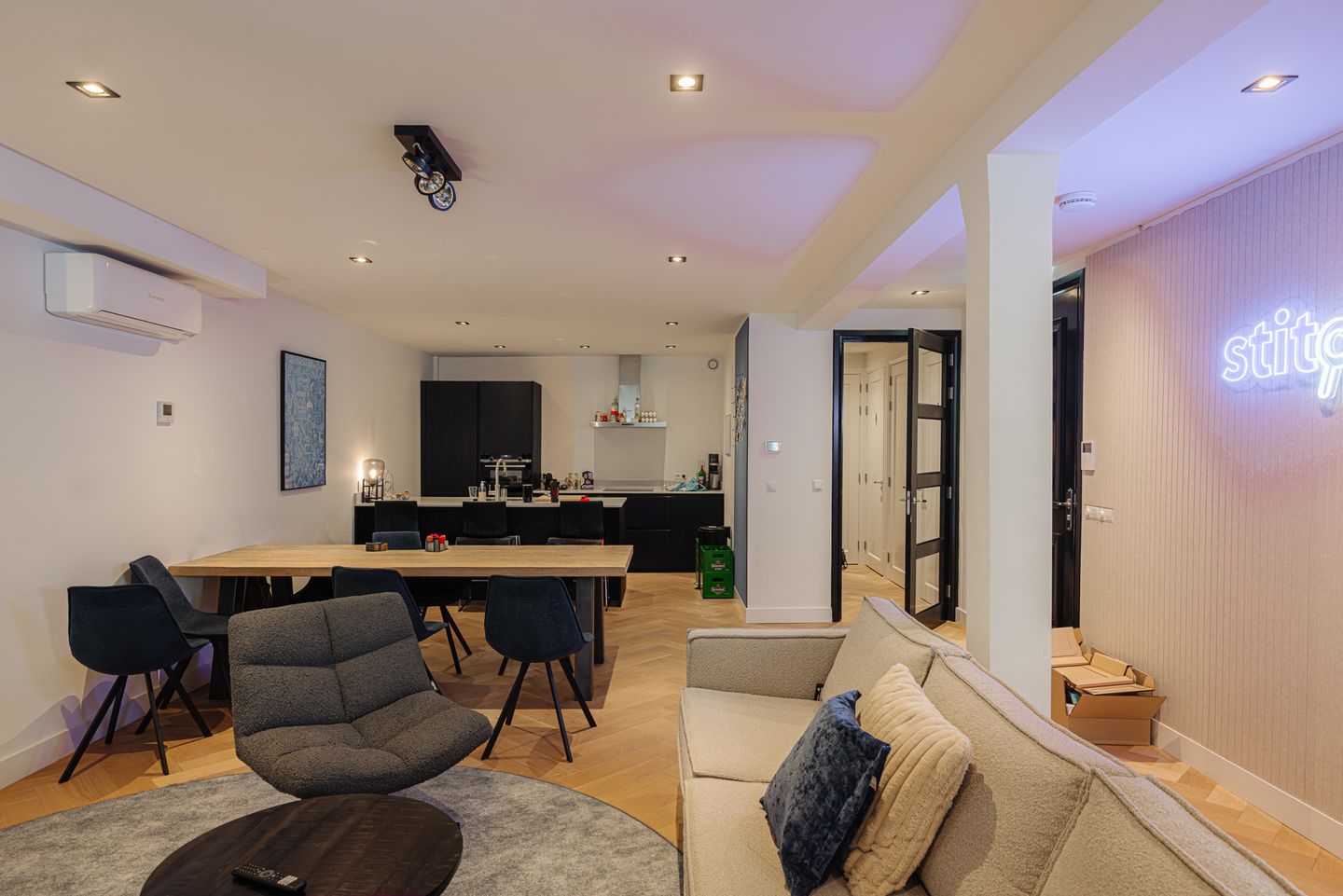 View photo 2 of Schoolstraat 2-F