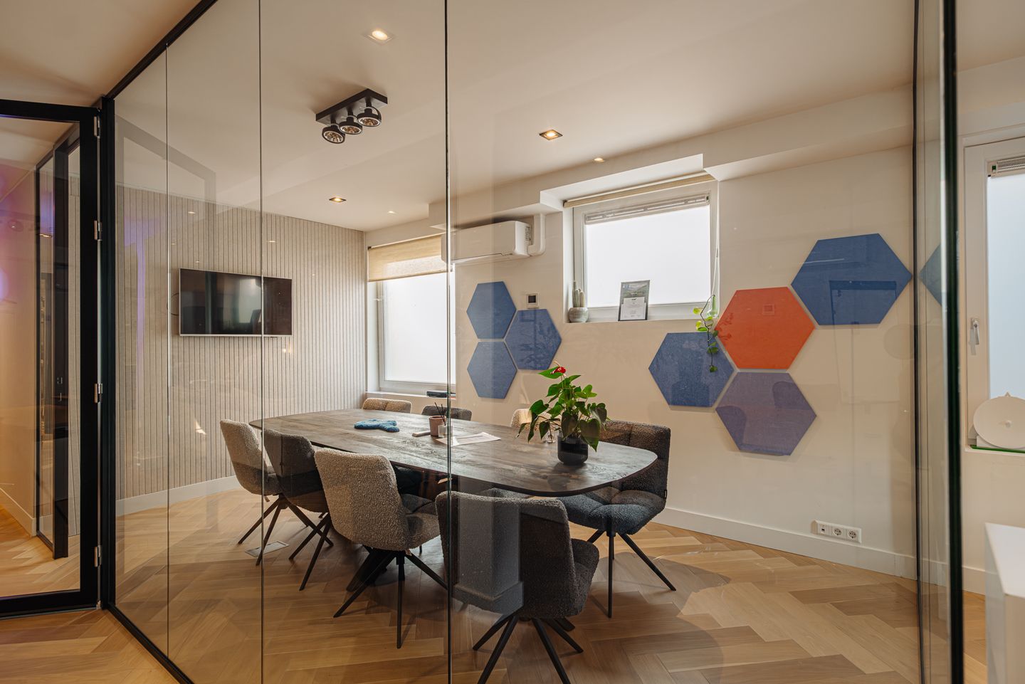 View photo 3 of Schoolstraat 2-F