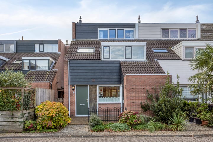 Photo 6 of Klaproos 9