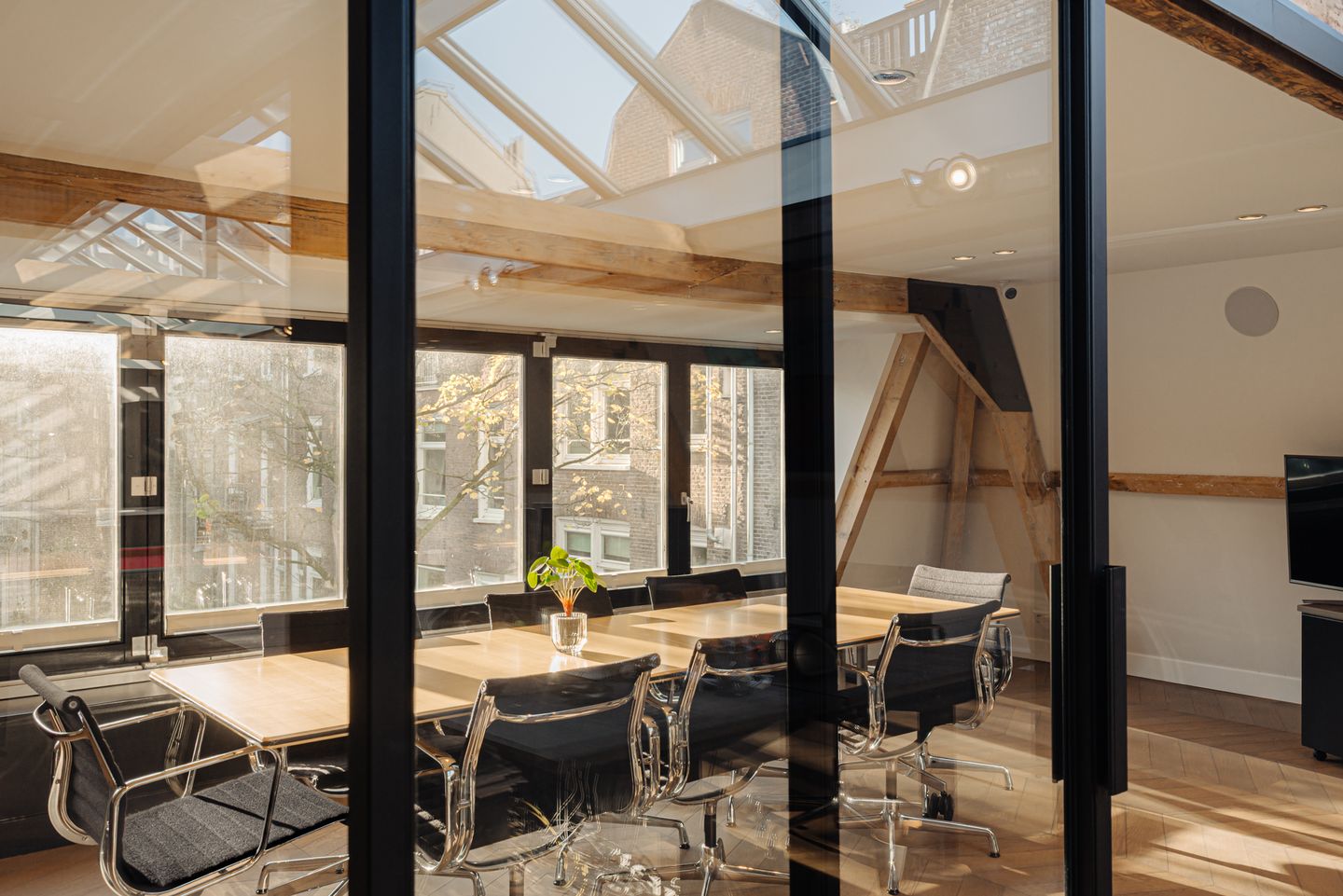 View photo 2 of Schoolstraat 2-G