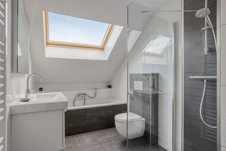 Photo 4 of Klaproos 9