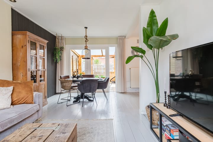 Photo 16 of Papaverstraat 9