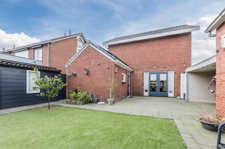 Photo 32 of van den Berghweg 48