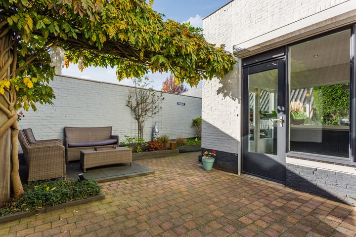 Photo 28 of Eindhovenseweg 11