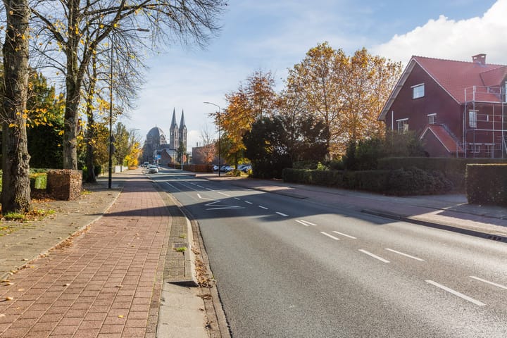 Photo 36 of Eindhovenseweg 11