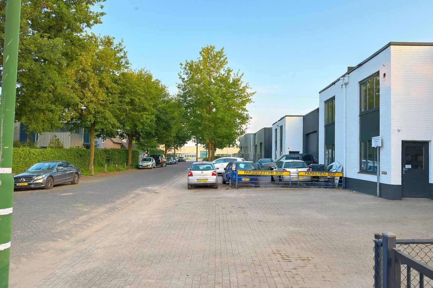 View photo 2 of De Tienden 38