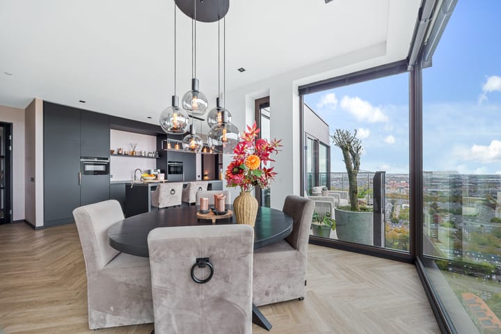 Foto 8 van C.T. Storklaan 627