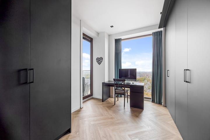 Foto 17 van C.T. Storklaan 627