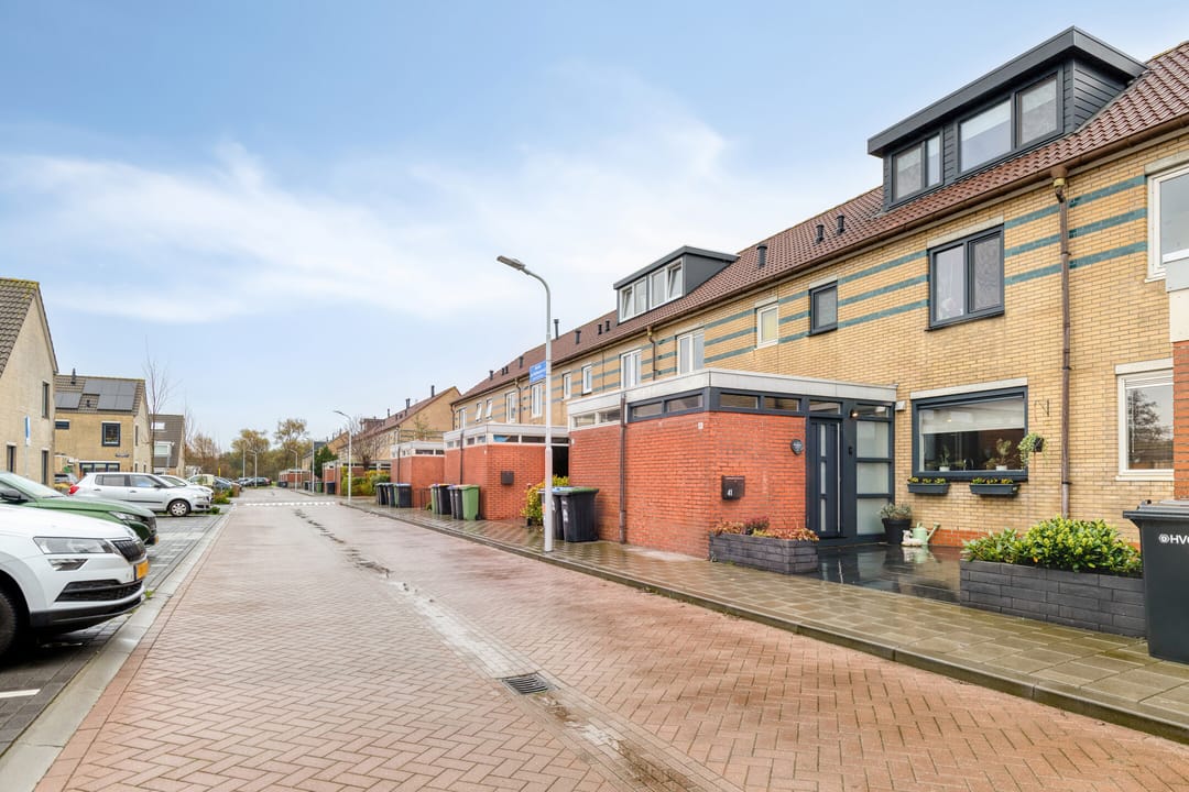Photo 46 of Nienke van Hichtumstraat 41