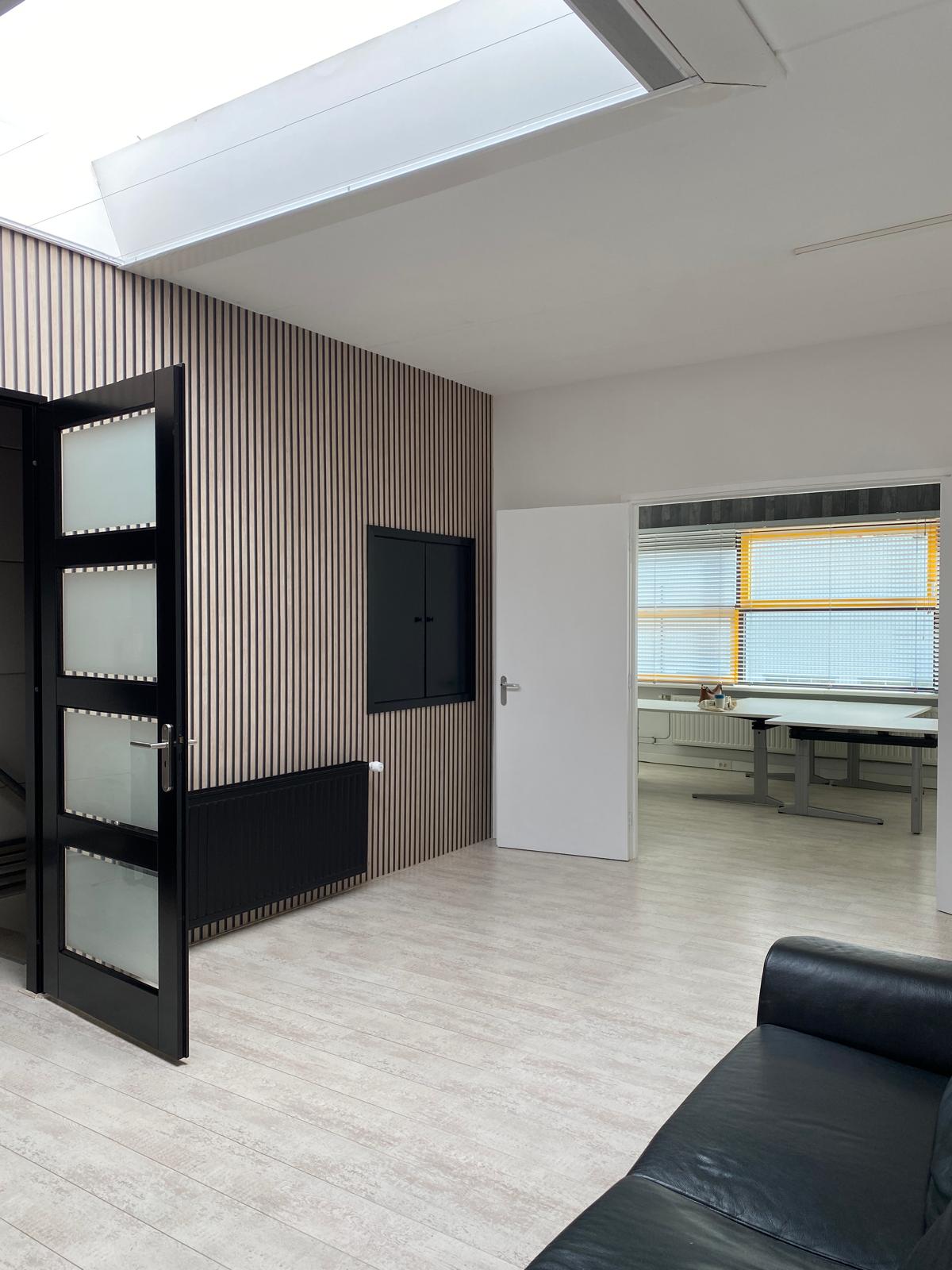 Bekijk foto 3 van A. van Leeuwenhoekweg 36-B10