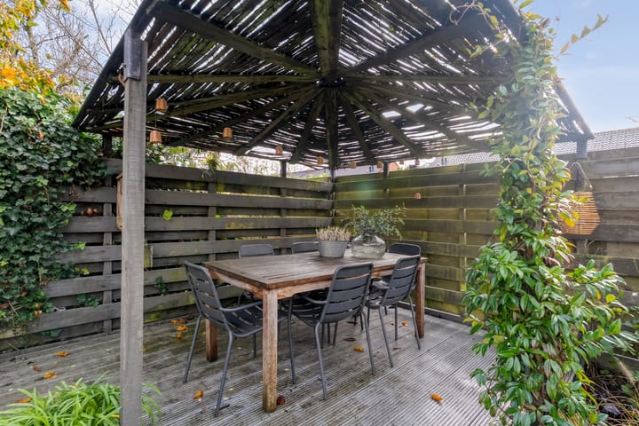 Photo 41 of Kluft 42