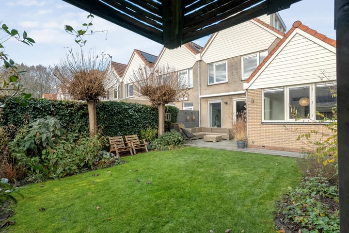 Photo 37 of Kluft 42