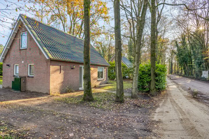 Foto 2 van Meekertweg 8-42