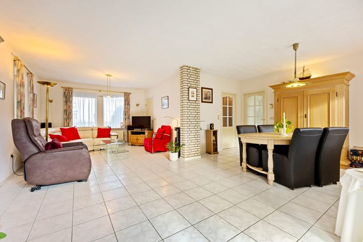 Foto 7 van Karekiet 12