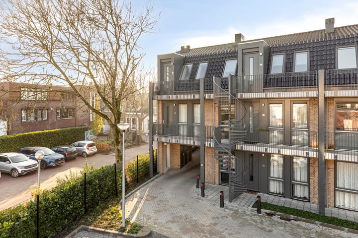 Photo 4 of Berenstraat 25-F