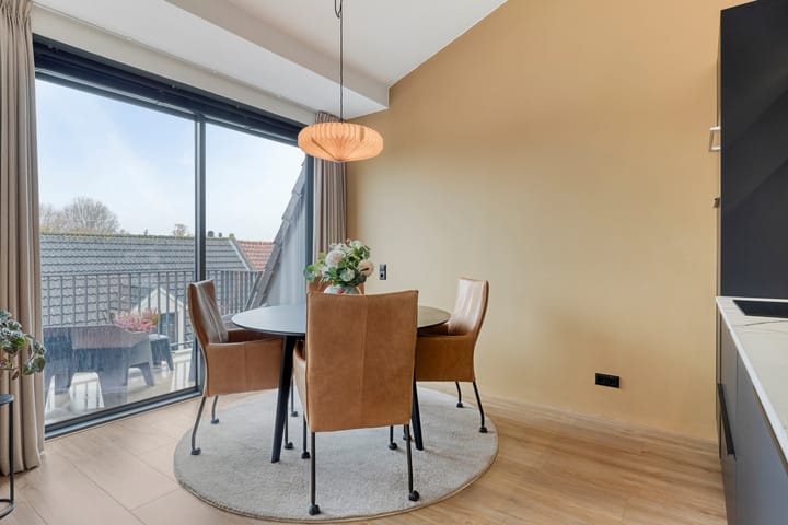 Photo 12 of Berenstraat 25-F