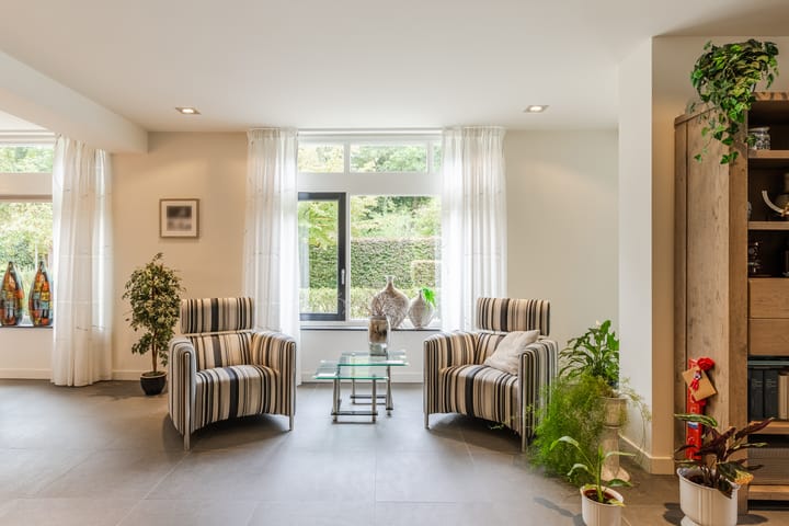 Photo 11 of Lange Voren 12