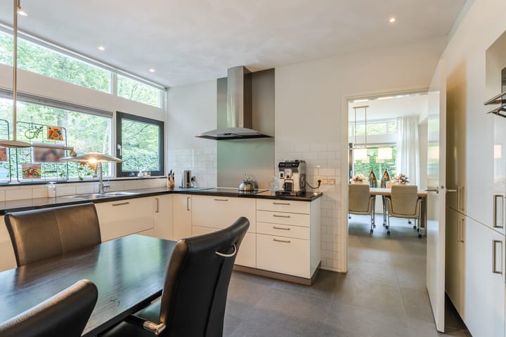 Photo 16 of Lange Voren 12