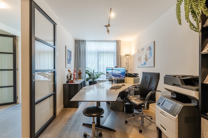 Photo 18 of Lange Voren 12