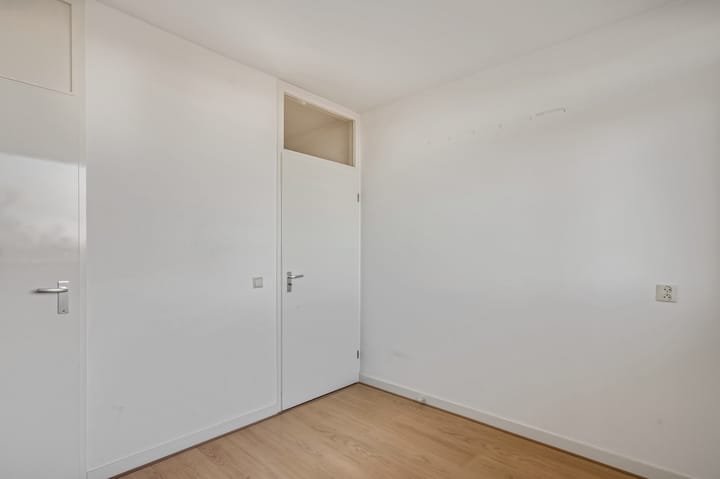 Photo 12 of Valkestein 409