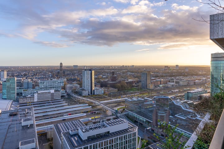 Foto 33 van Hoola van Nootenstraat 335