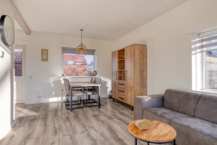 Photo 10 of Vondellaan 23