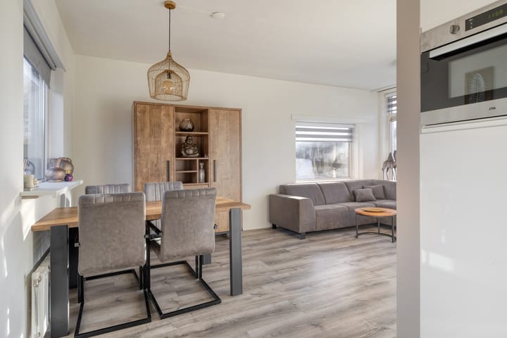 Photo 14 of Vondellaan 23