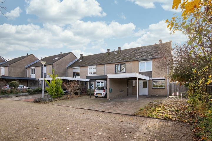 Photo 4 of Komerd 18