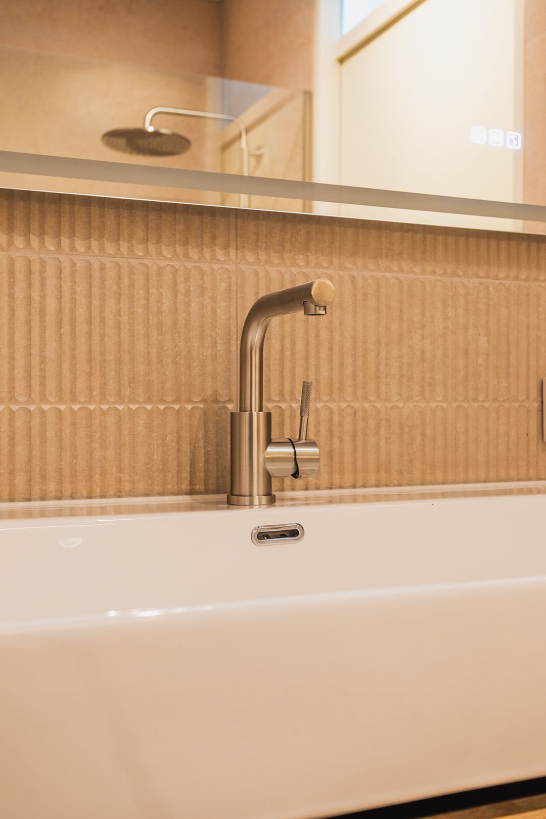 Foto 28 van Burgemeester De Monchyplein 218