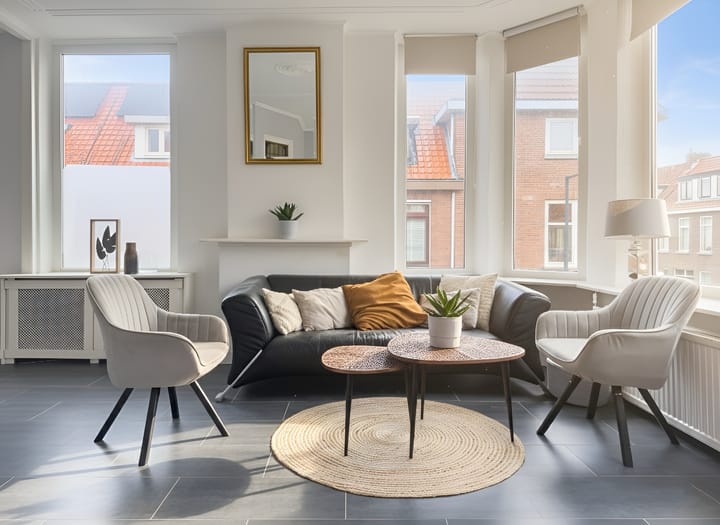 Photo 2 of Dirk van Wassenaarstraat 12-B