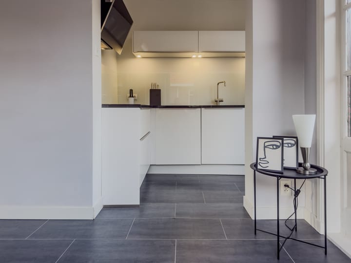 Photo 15 of Dirk van Wassenaarstraat 12-B