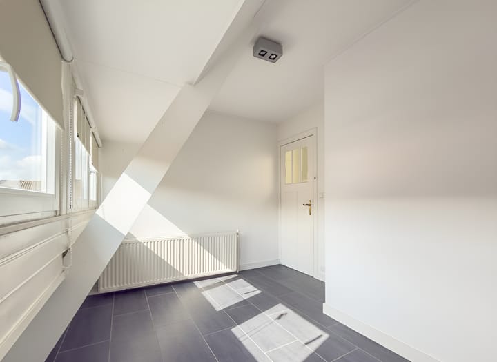 Photo 33 of Dirk van Wassenaarstraat 12-B