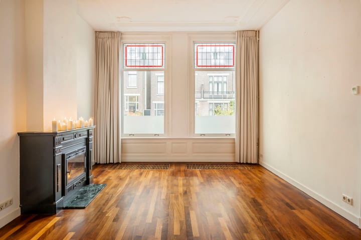 Photo 5 of Burgemeester Weertsstraat 63