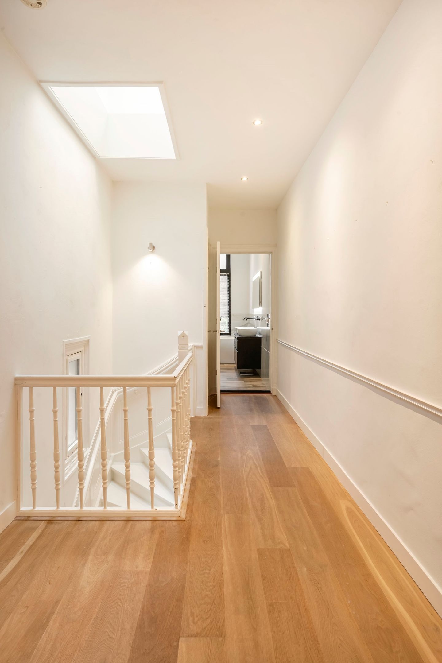 Foto 19 van Burgemeester Weertsstraat 63