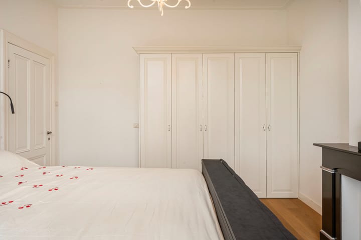 Photo 22 of Burgemeester Weertsstraat 63