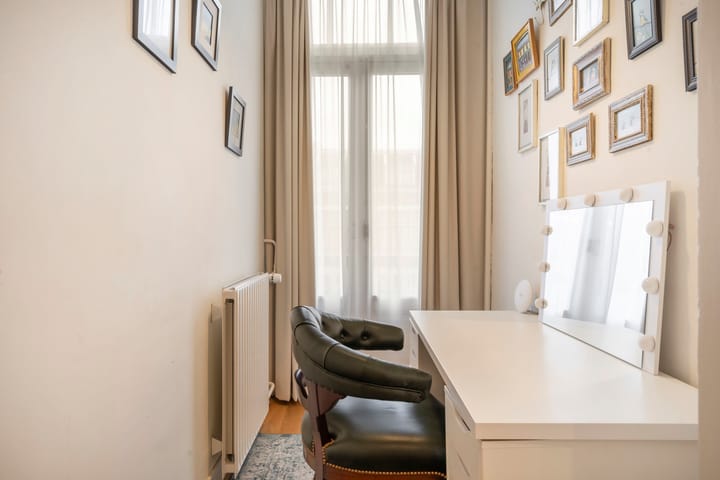 Photo 27 of Burgemeester Weertsstraat 63