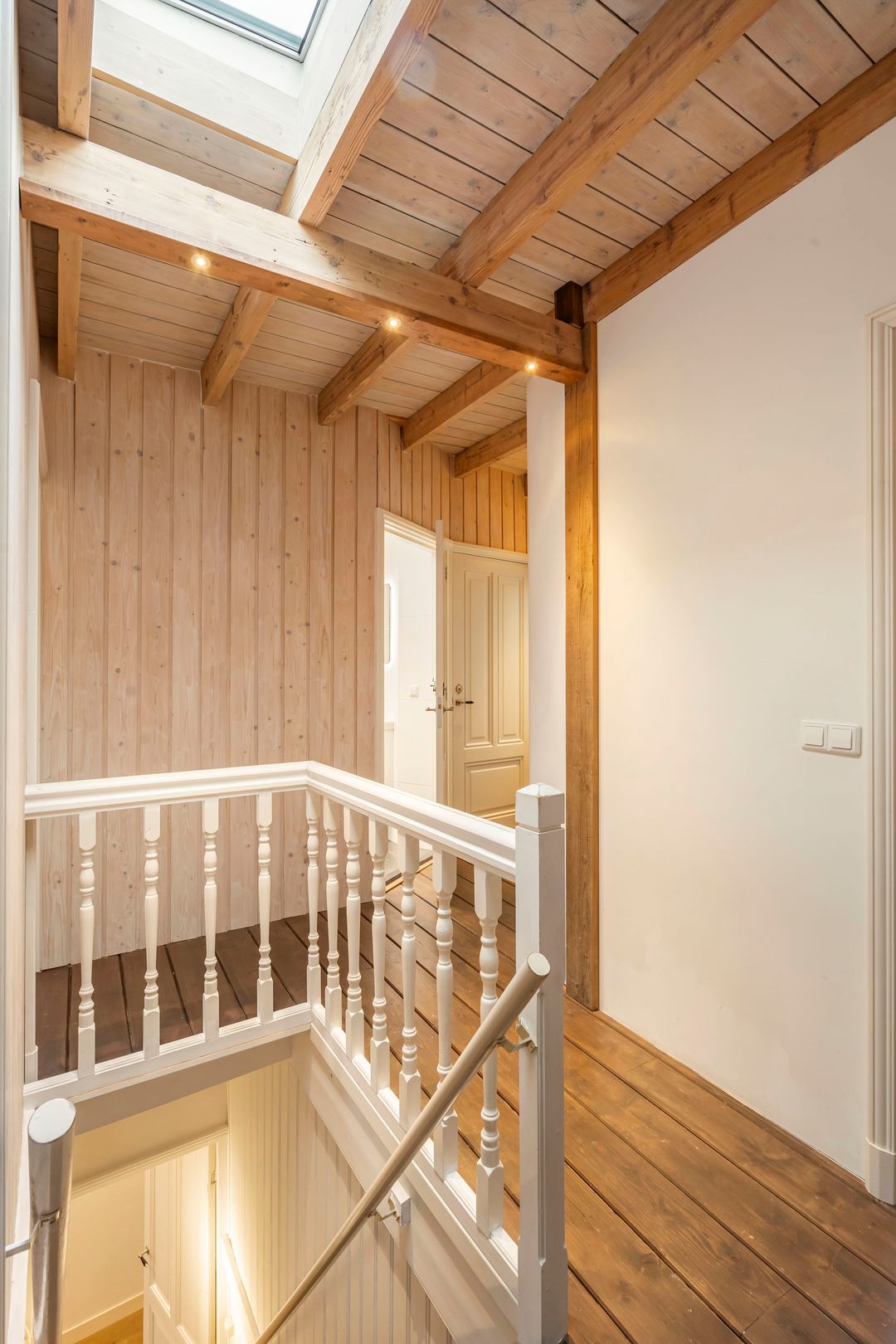 Foto 31 van Burgemeester Weertsstraat 63