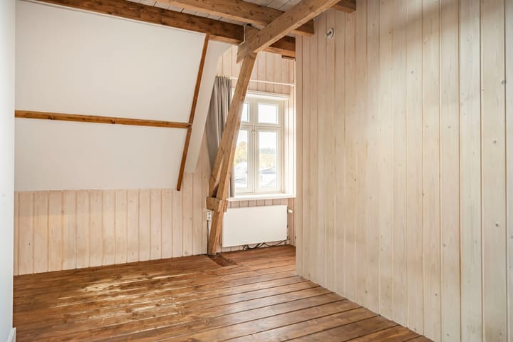 Photo 32 of Burgemeester Weertsstraat 63