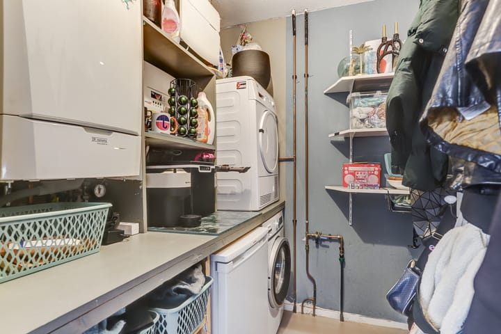 Foto 9 van Iroko 194