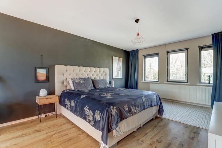 Foto 37 van Iroko 194