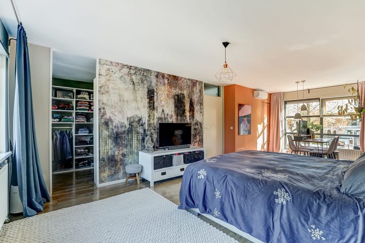 Foto 39 van Iroko 194