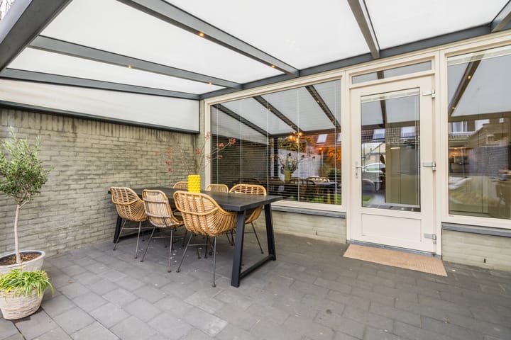 Foto 26 van van Heinsbergstraat 107