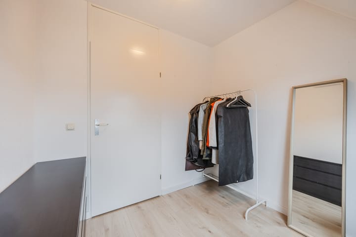 Foto 36 van van Heinsbergstraat 107